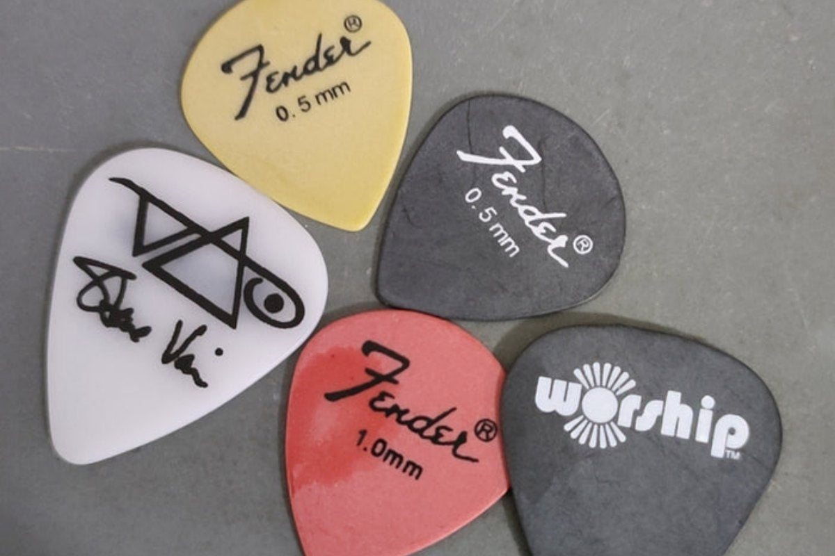 13 Must-Have Guitar Accessories for Every Player