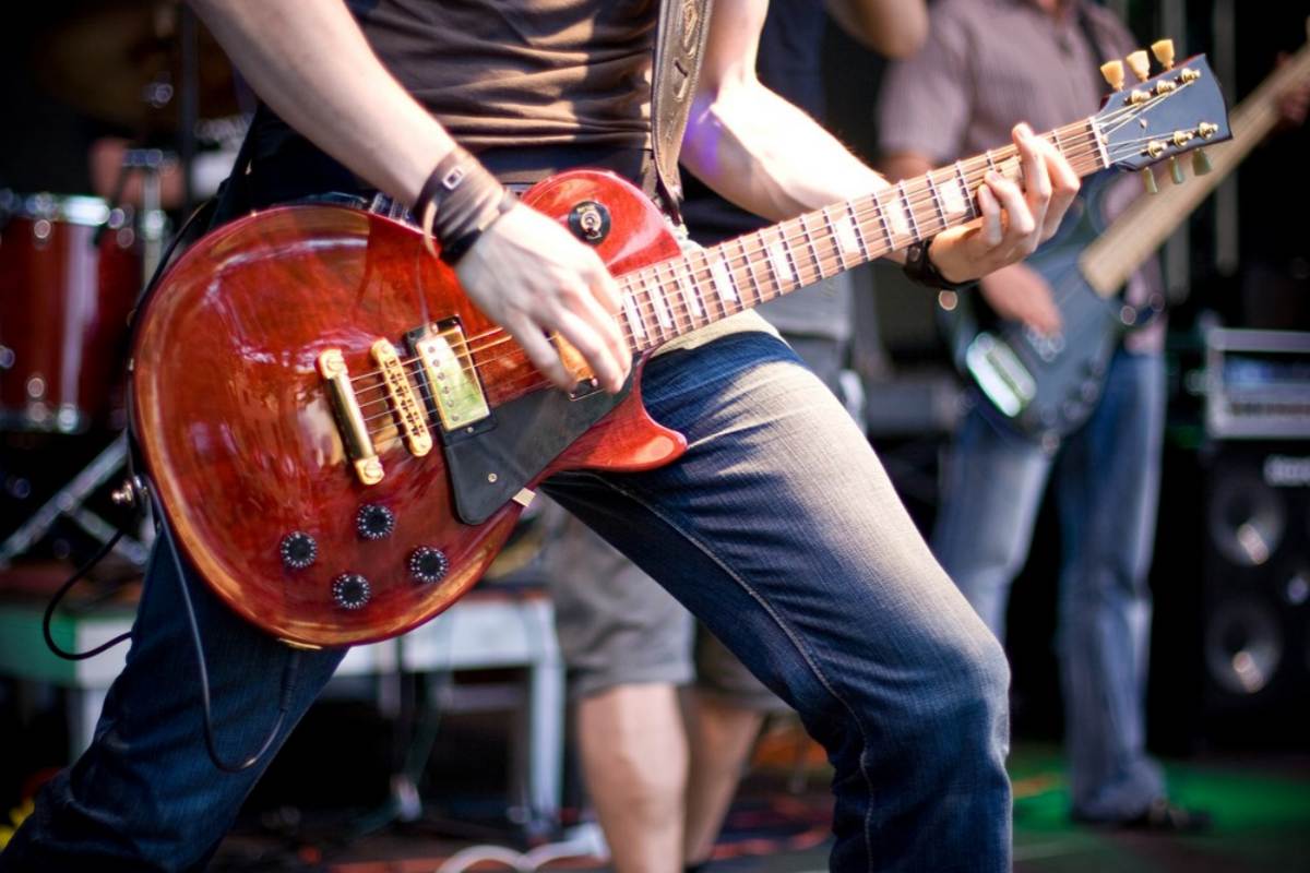 10 Best Red Electric Guitars That You May Love